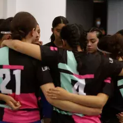 Equipo de básquetbol femenil de campus Zacatecas gana en Intercampus