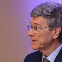 4 causas de la crisis global según Jeffrey Sachs, asesor de la ONU