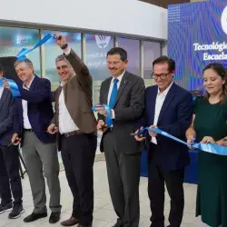 Autoridades del Tec de Monterrey inauguran los laboratorios de la Escuela de Negocios del campus Chihuahua