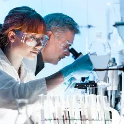 Tec presenta convocatoria Premio Rómulo Garza 2025