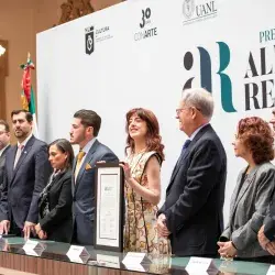 Presidium del Premio Alfonso Reyes a la escritora española Irene Vallejo