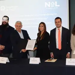 Formalizan alianza en innovación Tec y Economía de NL