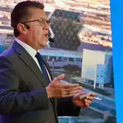 Armando Bahena director del Tec campus Chihuahua rinde su informe 2025