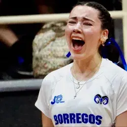 Jugadora de voleibol celebra un punto durante el Intercampus 2026 en el Tec de Monterrey campus Chihuahua.