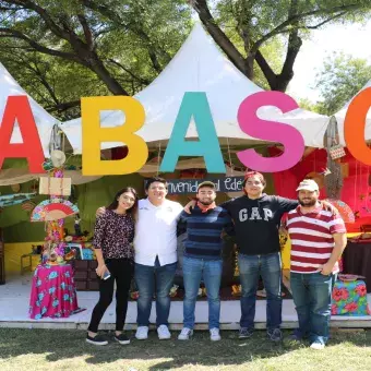 Alumnos originarios de Tabasco