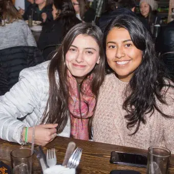 Alumnos durante bienvenida de negocios EM18