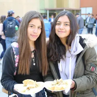 alumnas santa fe con chilaquiles