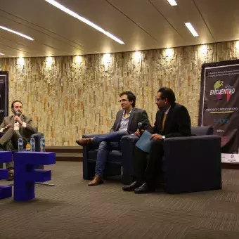 Los participantes del panel Eduardo Guraieb, Jonathan Stahl, Jesús Mendel y José Rodríguez.  