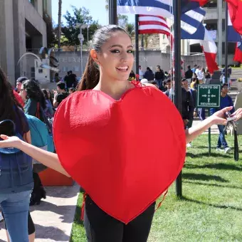 La kermesse se celebró en la Plaza de las Banderas