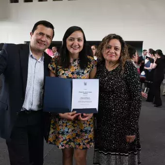 alumnas con papás