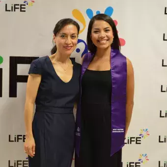 Premian perseverancia de alumnos LiFE