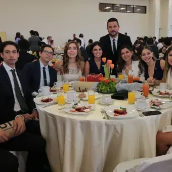 Convivencia graduación mayo 2018