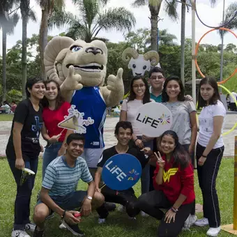 Celebración del 37 aniversario del Tecnológico de Monterrey en Veracruz