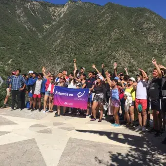 Foto grupal de integrantes de la Semana i