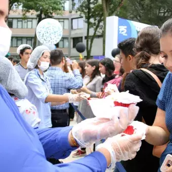 Los alumnos festejaron junto con el Tec la fecha del 75 aniversario.