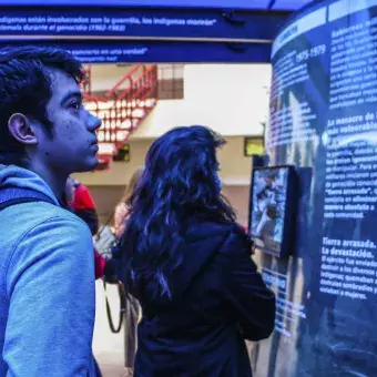 El Túnel Memoria y Tolerancia visita las instalaciones de campus Toluc