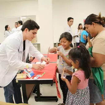 Feria salud semana i stand dental