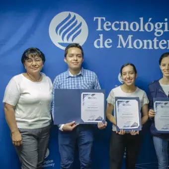 Reconoce Tec Veracruz a los mejores estudiantes del año (fotogalería)