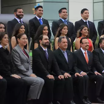 Foto de generación Profesional y PrepaTec