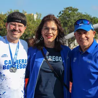 alumnos del tec en carrera borregos 