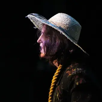 "Esperando a Godot: Teatro del Absurdo" Fotogalería