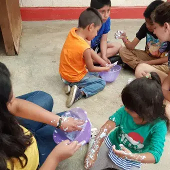 Posada para niños FETEC