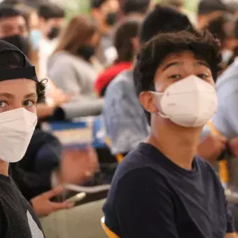 Elenco "Va por Diego" en charla para alumnos del Tec de Monterrey campus Chiapas