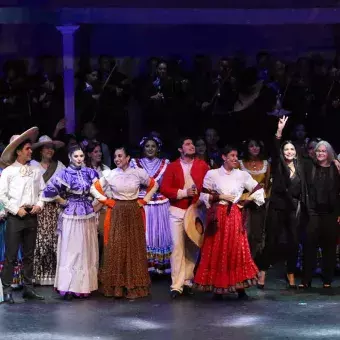 Baile folclórico de Jalisco en el espectáculo de Estampas de México del Tec Guadalajara.