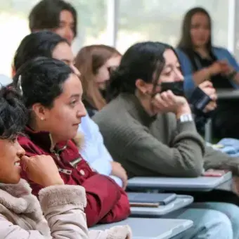 Estudiantes de HPLP en una de las actividades del programa de liderazgo