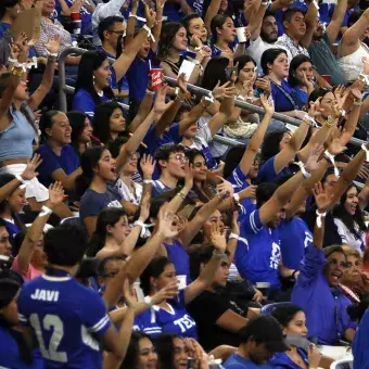 Tribuna en FESTUM