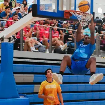 Aguascalientes encestando frente a campus Guadalajara