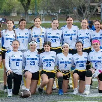 Equipo femenil de tochito juvenil y mayor