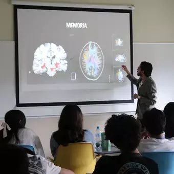 Conferencia neuroplasticidad: desbloqueando el potencial de cerebro 