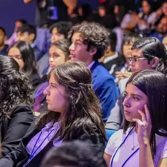 estudiantes en TECMUN en Tec Campus Tampico en inauguración