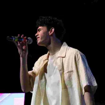 Comunidad Tec vibra en teatro de la ciudad (fotos)