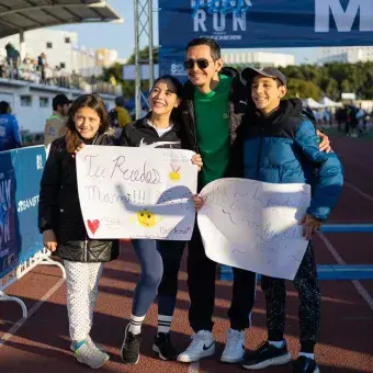 En el marco del 50 aniversario del Tec de campus Querétaro se llevó a cabo la carrera Think, Feel & Run 2025 powered by Skechers con la participación de 1700 corredoras y corredores. 