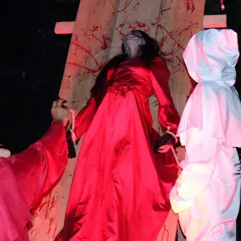 La PrepaTec Cuernavaca celebró la duodécima edición del Festival Omeyocán, inspirado en el Virreinato, con muestras gastronómicas, ofrendas, arte y música que unieron tradición, historia e innovación.