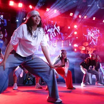 Estudiantes y EXATEC de campus Hidalgo durante su presentación en Ensamble Legacy