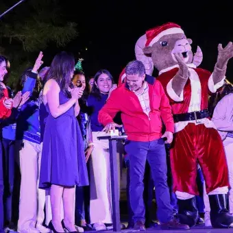 Momento del encendido de luces en el Tec Querétaro