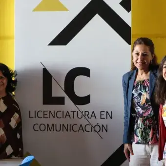 Egresadas del campus Toluca durante las actividades del reencuentro