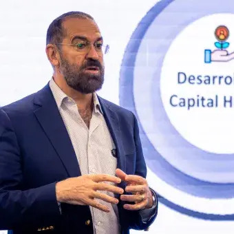 Presentación de lanzamiento de insignias 