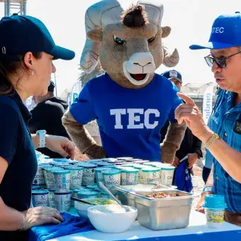 En el marco del Día del Agrónomo, el Campo Agropecuario Experimental (CAETEC) del Tec en Qro se posiciona como un laboratorio vivo donde la IA ya forma parte del trabajo diario en el campo. 
