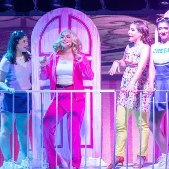 Estudiantes del Tec de Monterrey campus Laguna presentan el musical Legalmente Rubia en el Teatro Isauro Martínez